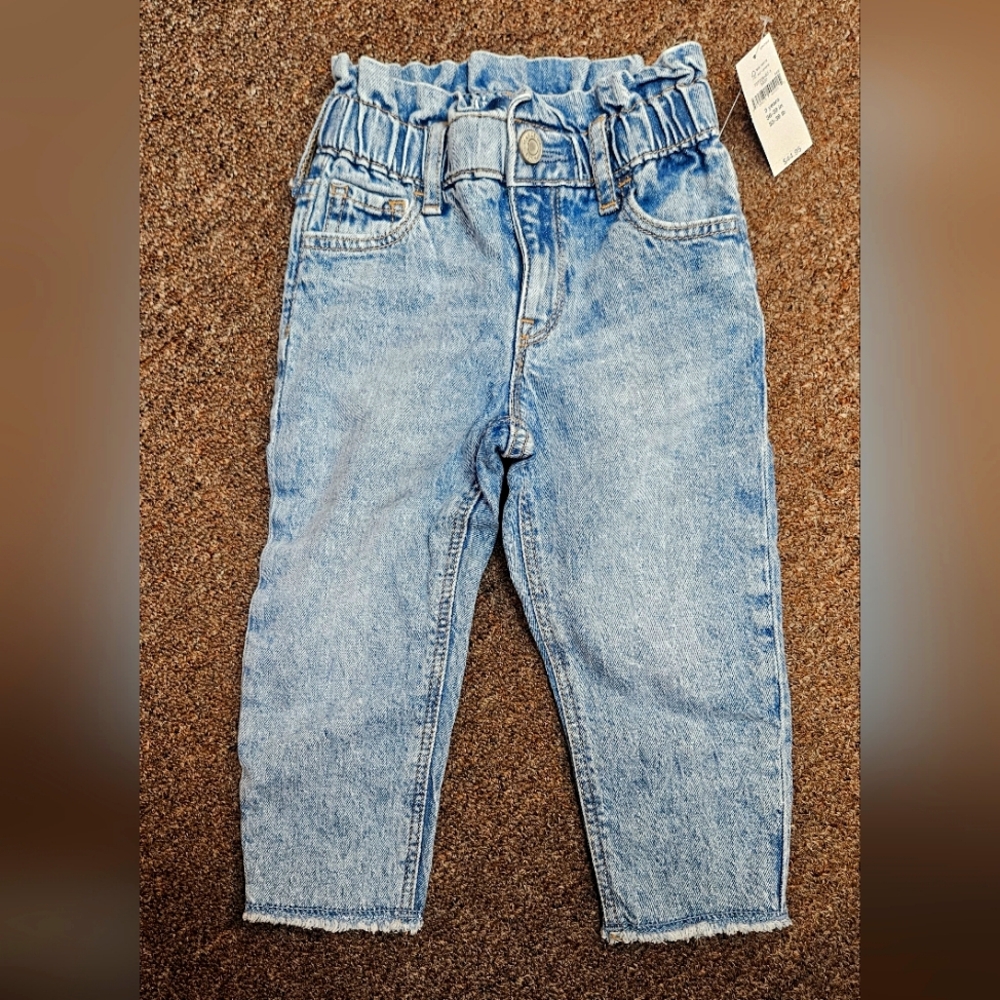 BabyGAP denim jeans size 3T (NWT)